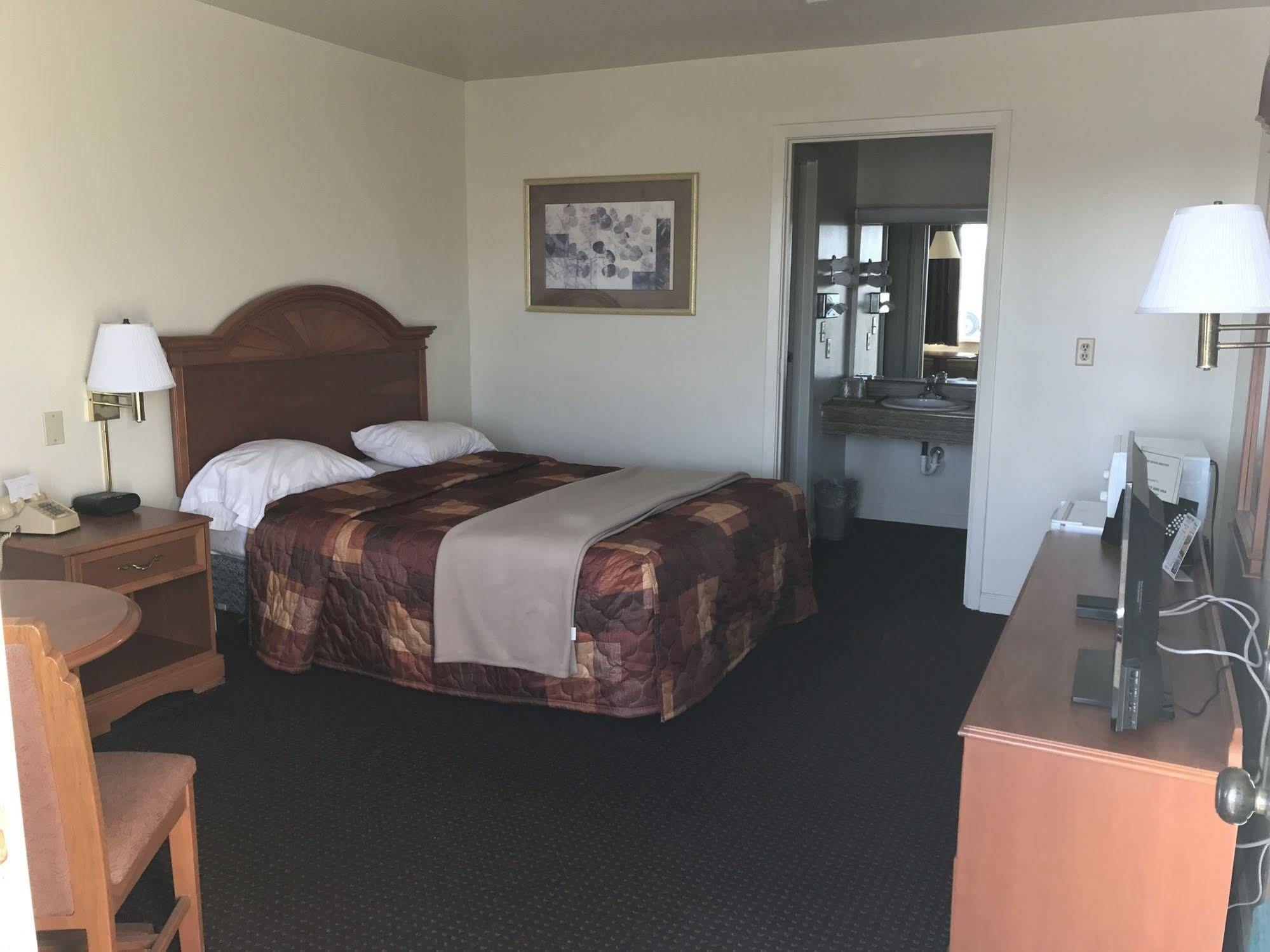 Budget Inn Daleville Buitenkant foto