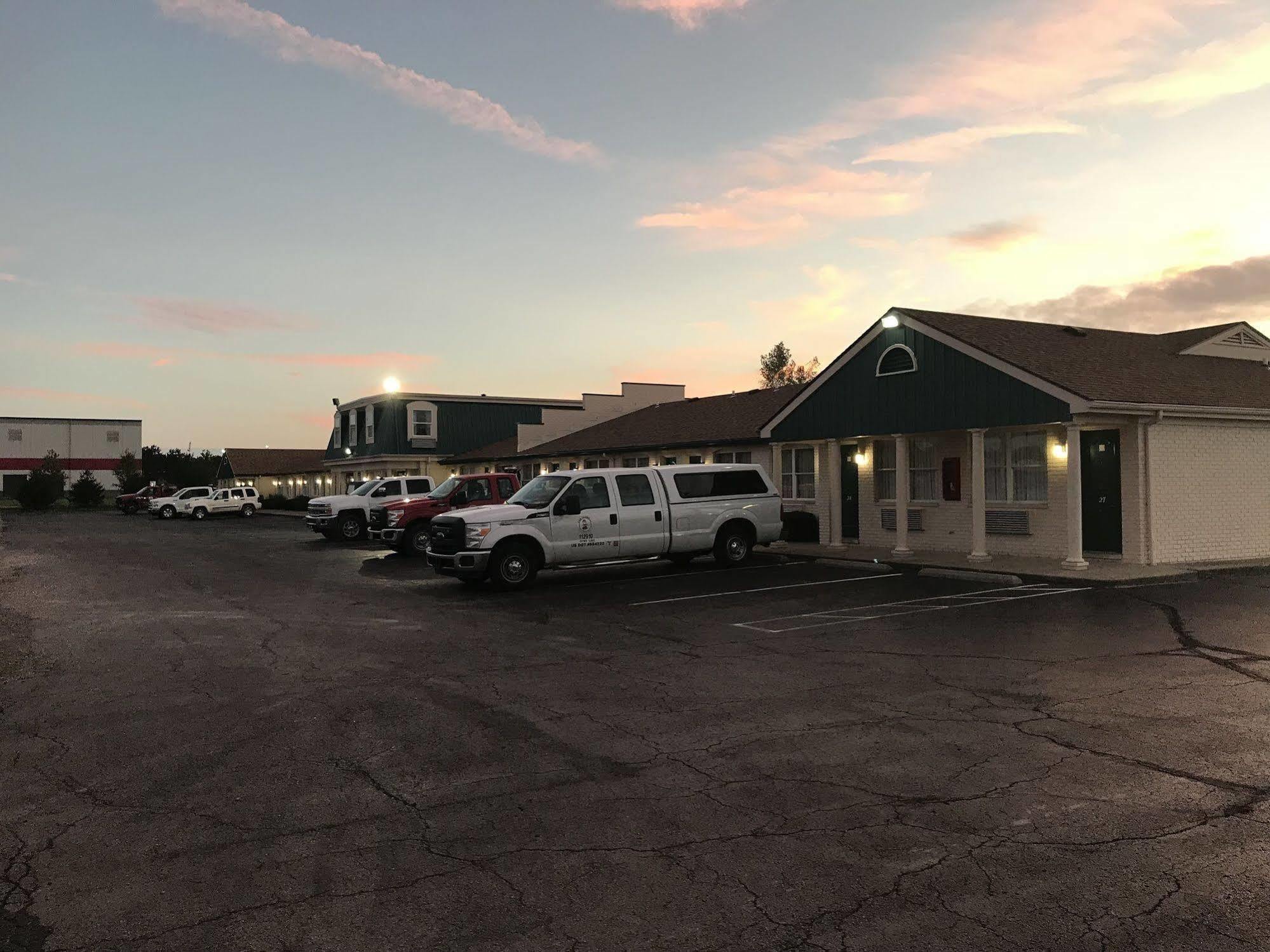 Budget Inn Daleville Buitenkant foto